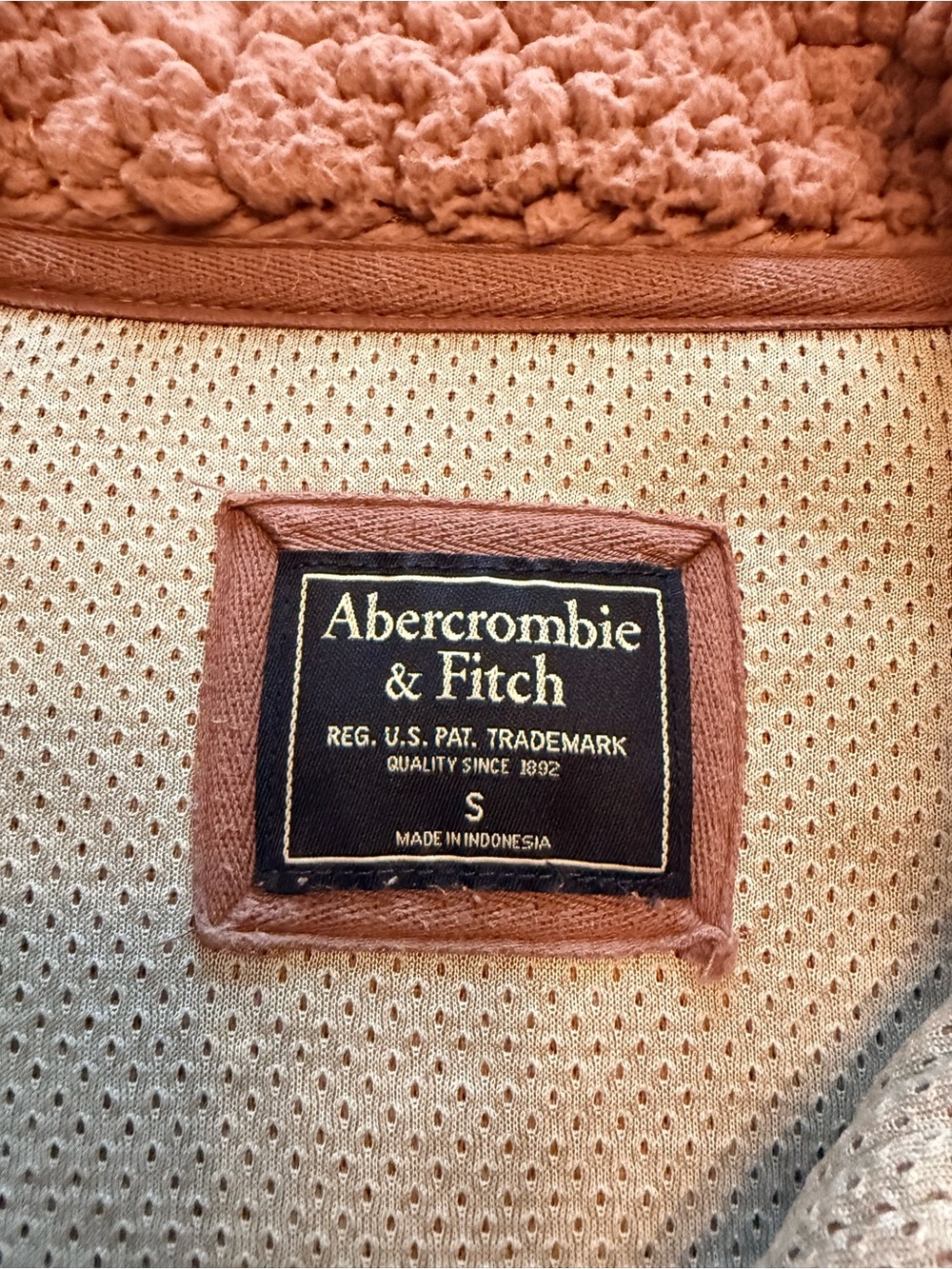 Abercrombie & Fitch Kids Sherpa Quarter-Zip Pullover - Dusty Rose size small - Picture 2 of 5